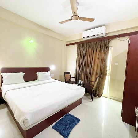 Hotel Golden Wave Puri Exterior photo