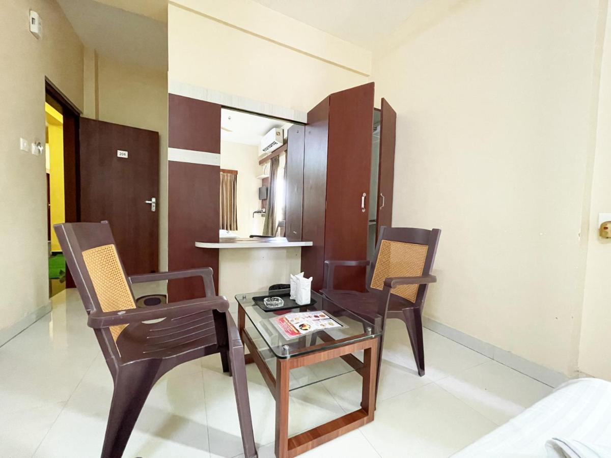 Hotel Golden Wave Puri Exterior photo